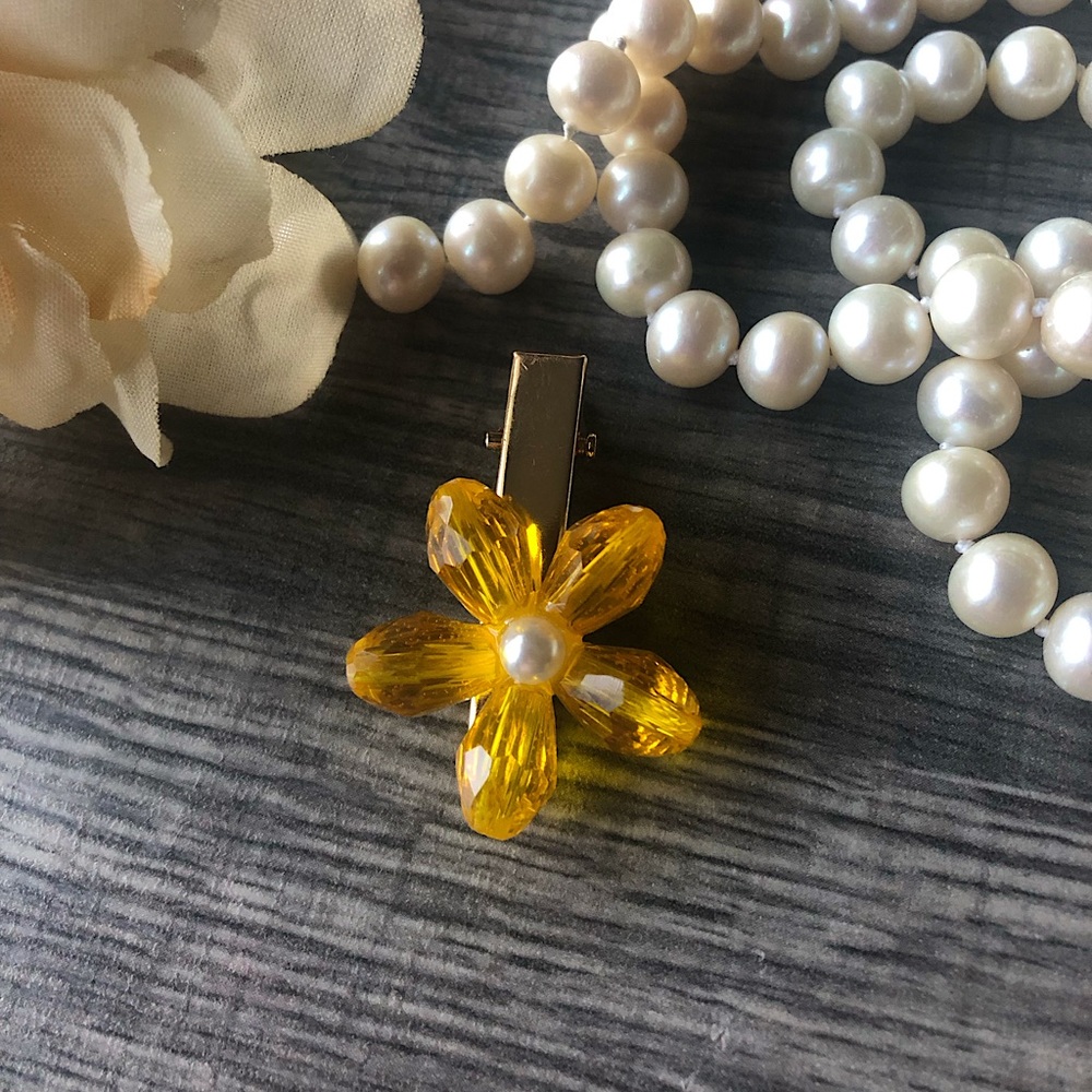 NEW Glass Crystal Flower Hair Clip